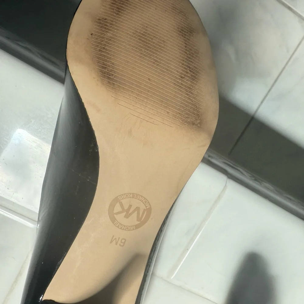 Michael Kors Black Patent Leather Heels - Picture 5 of 5